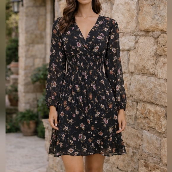 Guess Dresses & Skirts - Guess XS Floral Smocked Waist Long-Sleeve Dress in Black Mini Spring Old Money